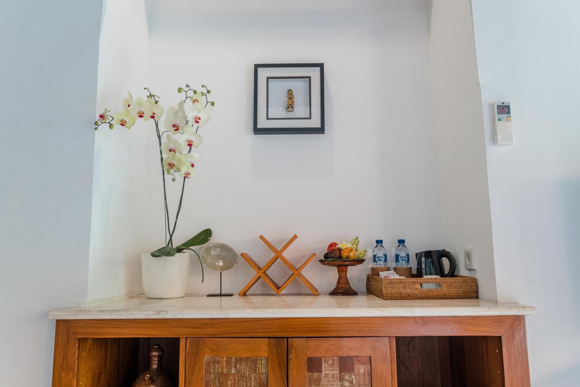 Villa Alam Bidadari Seminyak Esterno foto