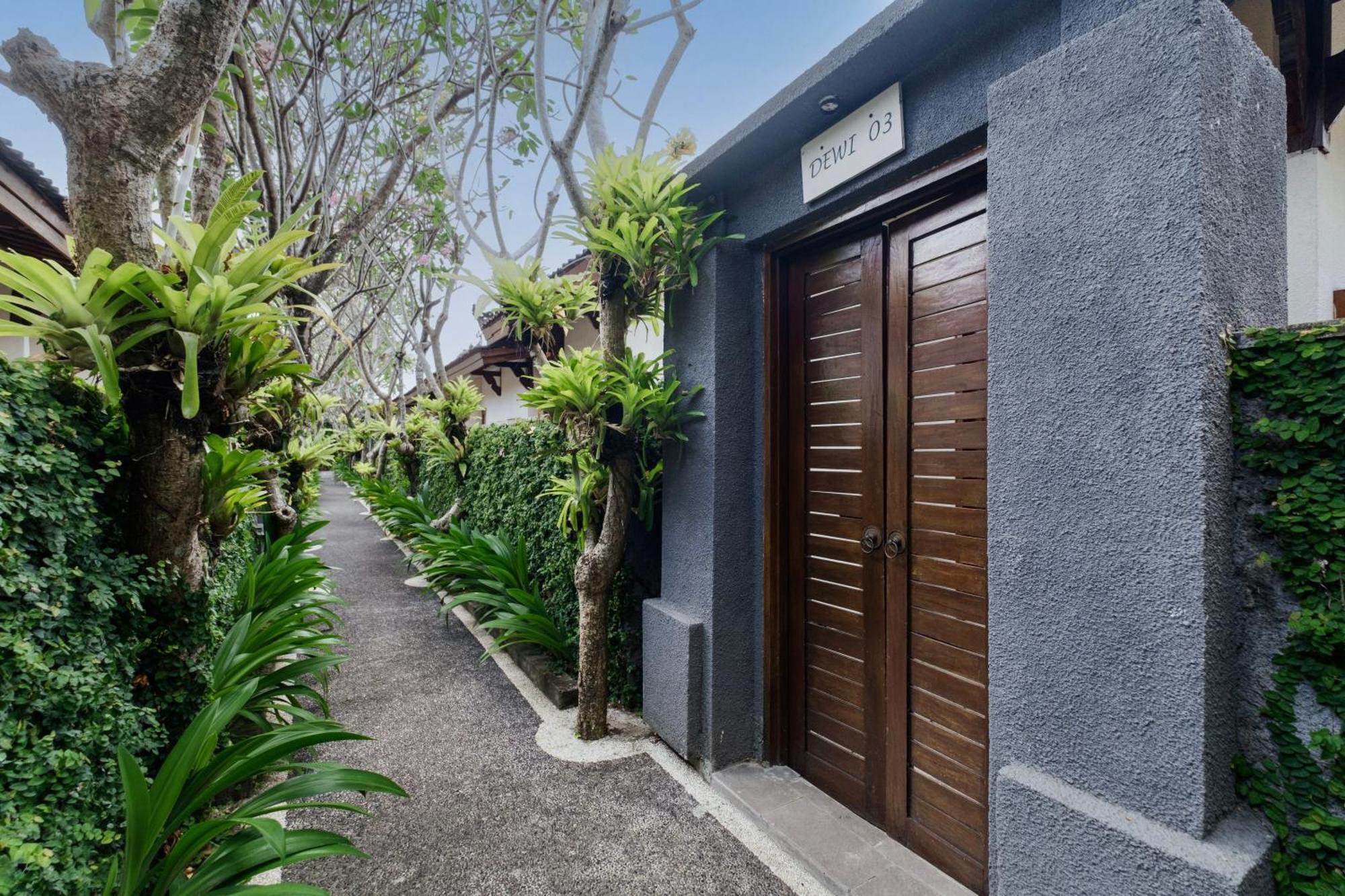 Villa Alam Bidadari Seminyak Esterno foto