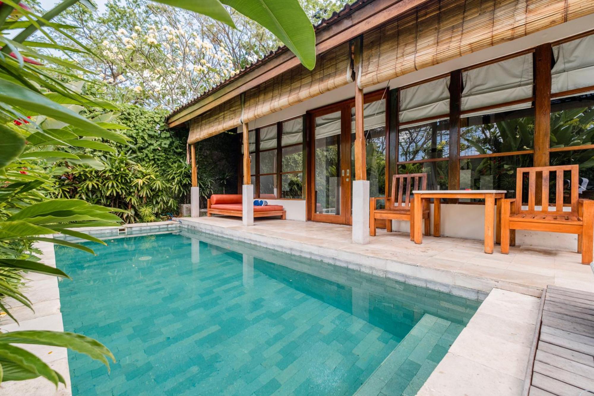 Villa Alam Bidadari Seminyak Esterno foto